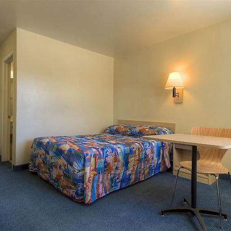 Motel 6-Needles, Ca Luaran gambar