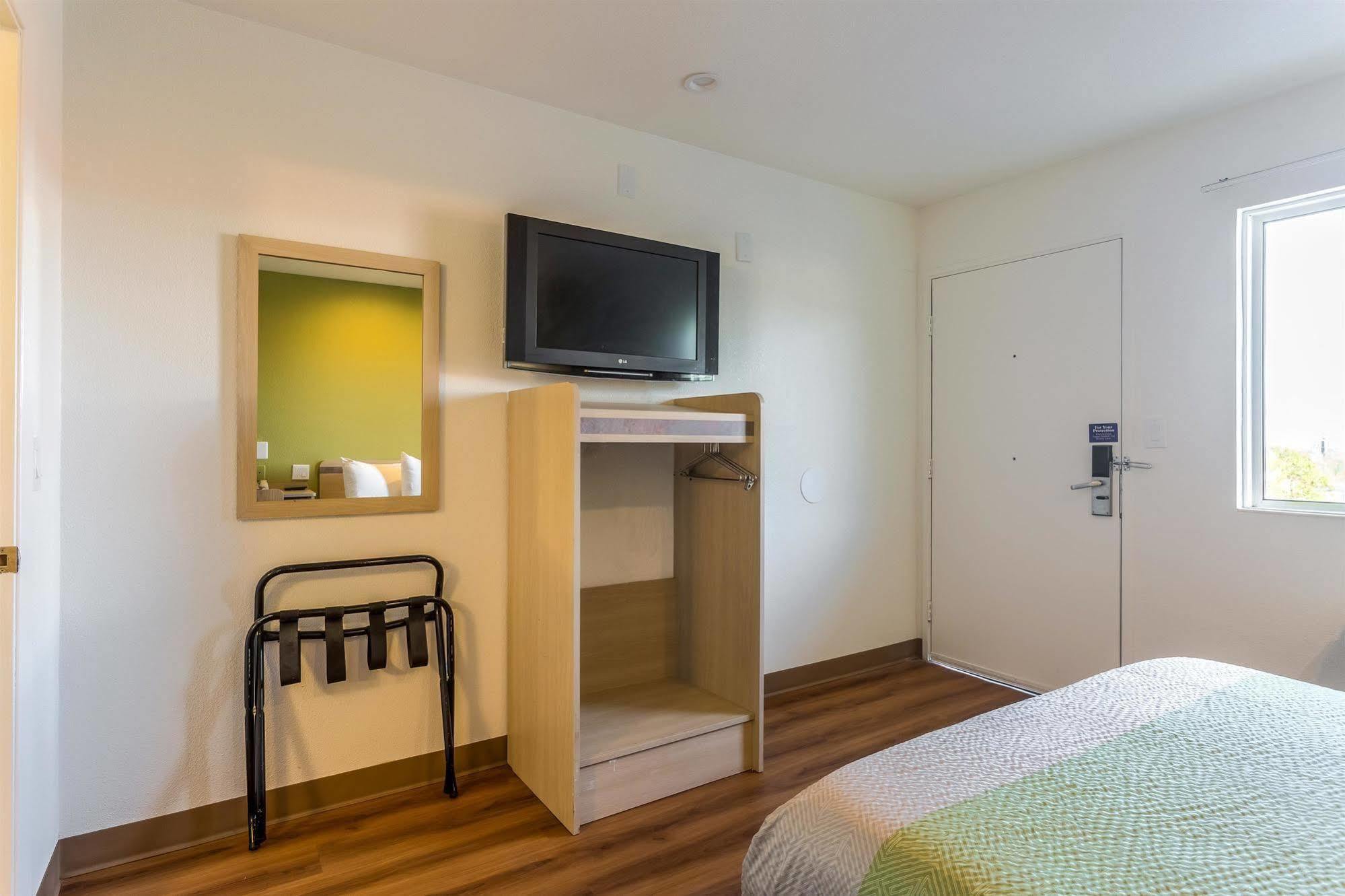 Motel 6-Needles, Ca Luaran gambar